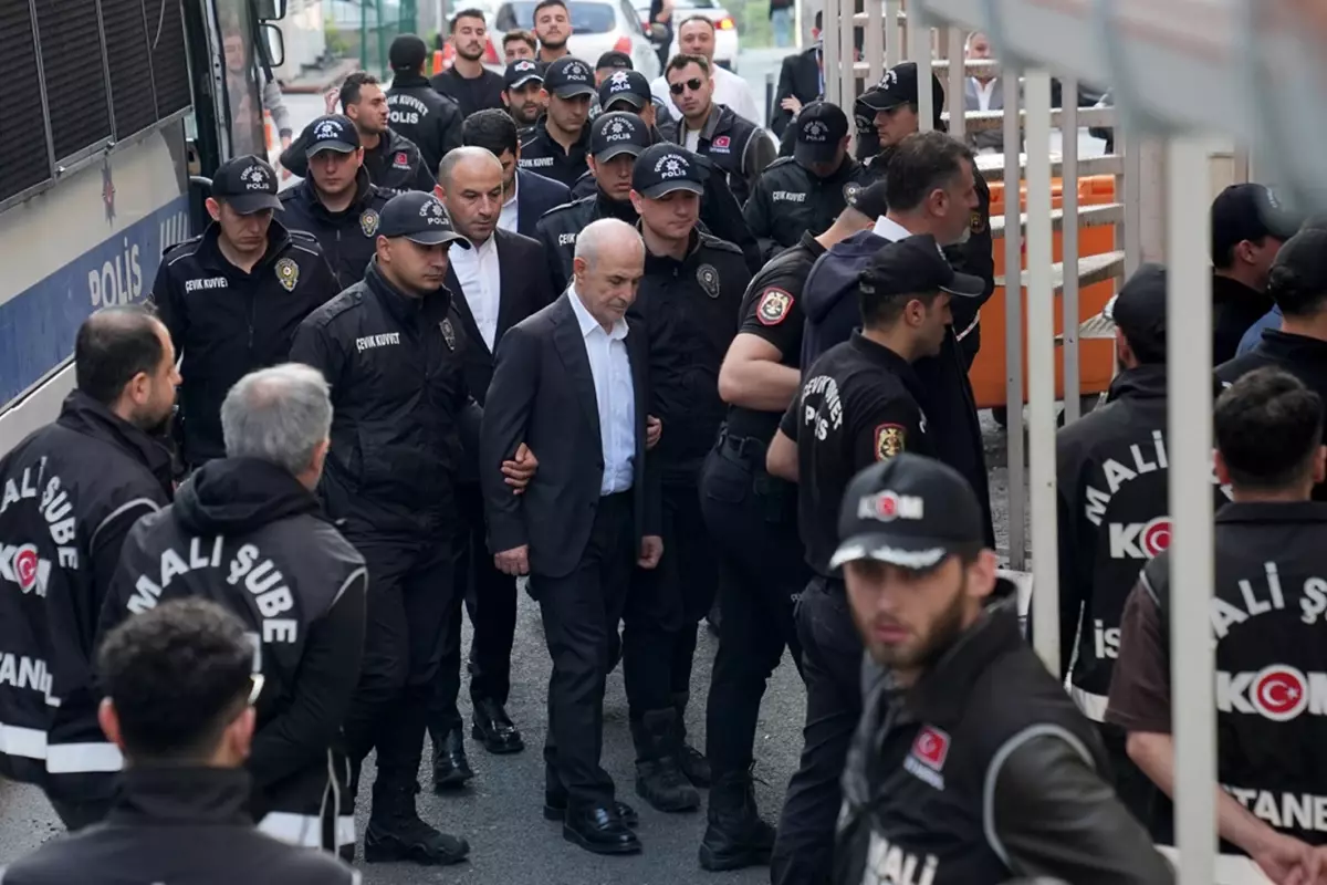 CHP’li belediyelere yolsuzluk soruşturması!