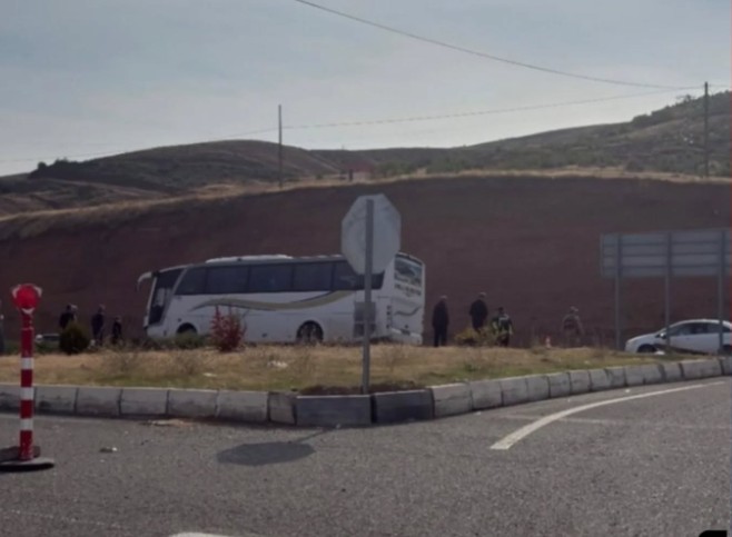 Belediye Otobüsü Kaza Yaptı!