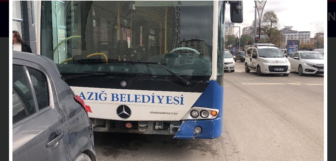 Elazığ’da Trafik Kazası: 2 Yaralı