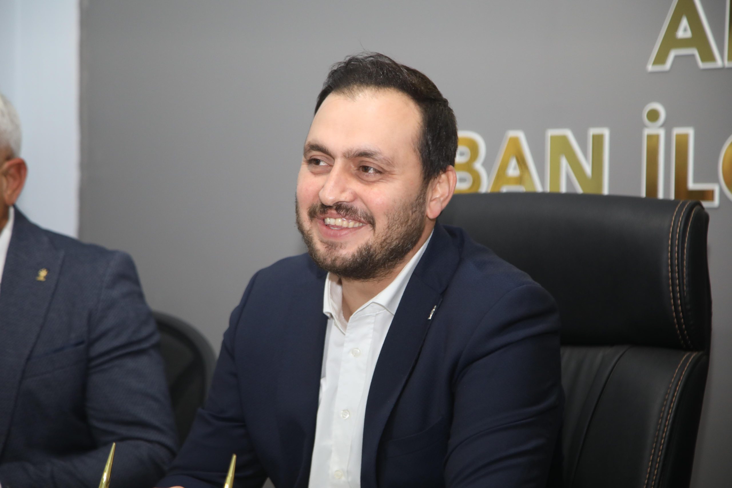 AK PARTİ İL BAŞKANI SENCER SELMANOĞLU, AĞIN, KEBAN VE BASKİL’DE DANIŞMA MECLİSİ TOPLANTILARINA KATILDI