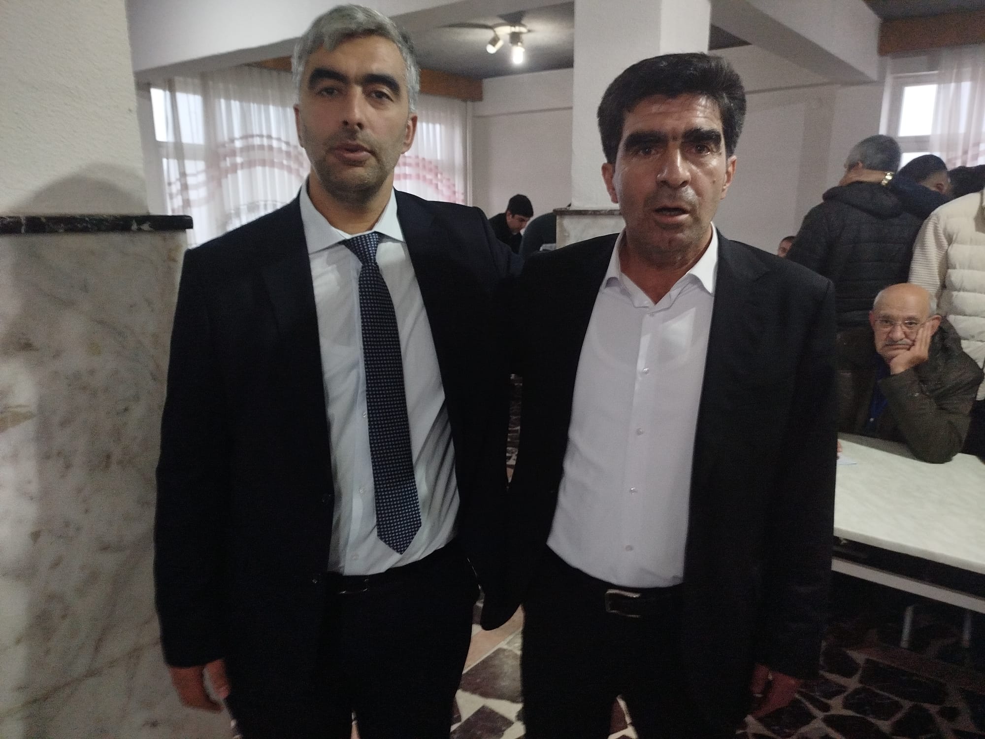 Evsen, Güven Tazeledi