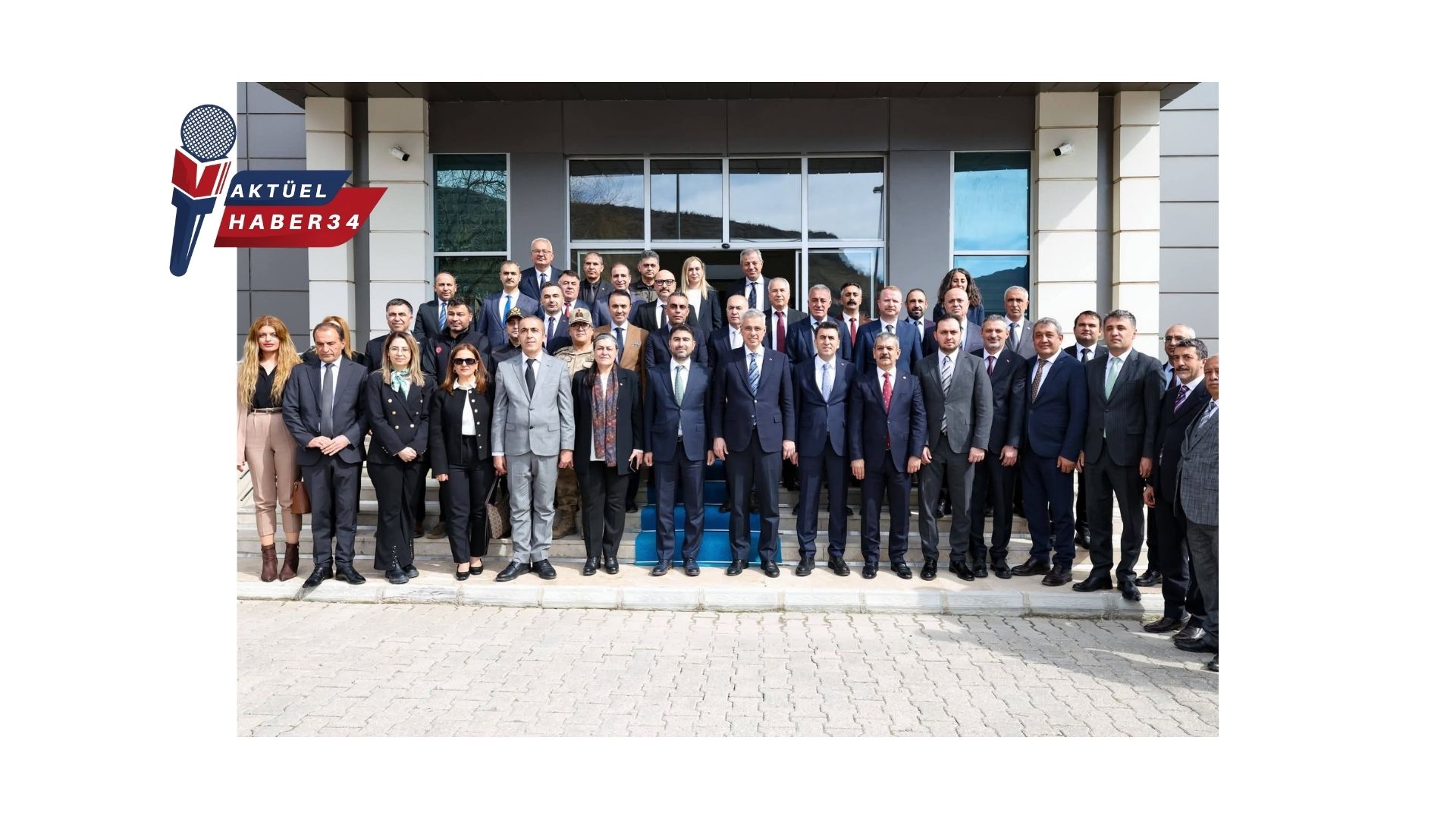 ​”Evet, çok değerli basın mensubu arkadaşlarım, bugün Sağlıklı Türkiye Yüzyılı kapsamında 73. ilimizi ziyaret ediyoruz.