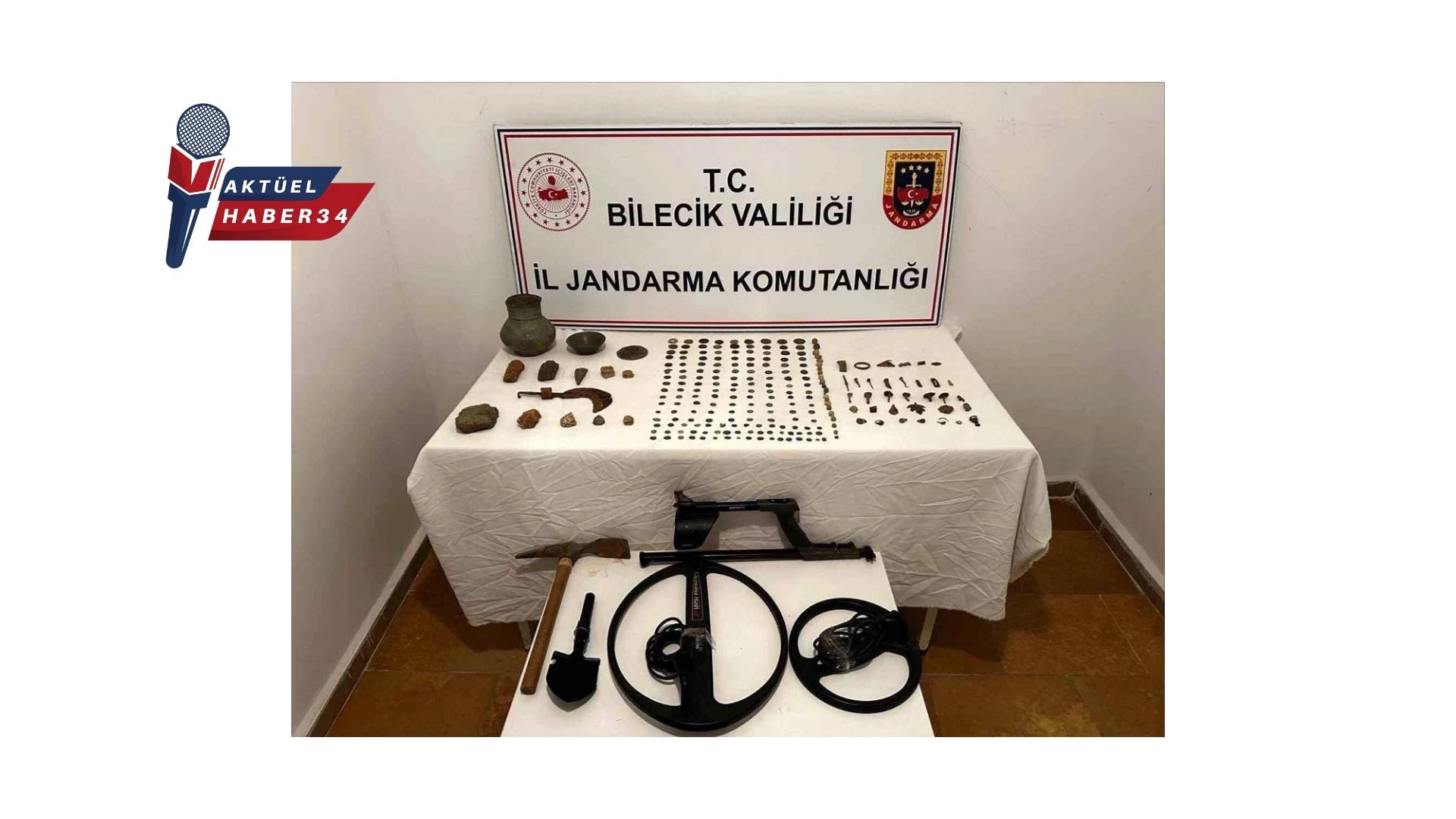 Bilecik’te tarihi eser kaçakçılığı operasyonu: 349 parça tarihi eser bulundu