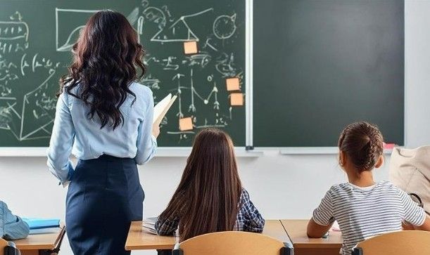 Tatil Sona Erdi: Öğrenciler Yarın Dersbaşı Yapıyor!