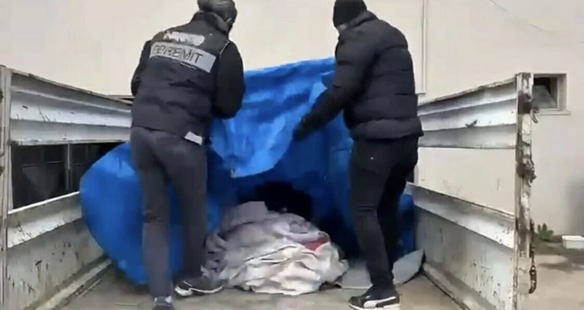 Balıkesir’de 42 bin 600 adet sentetik ecza hapı ele geçirildi