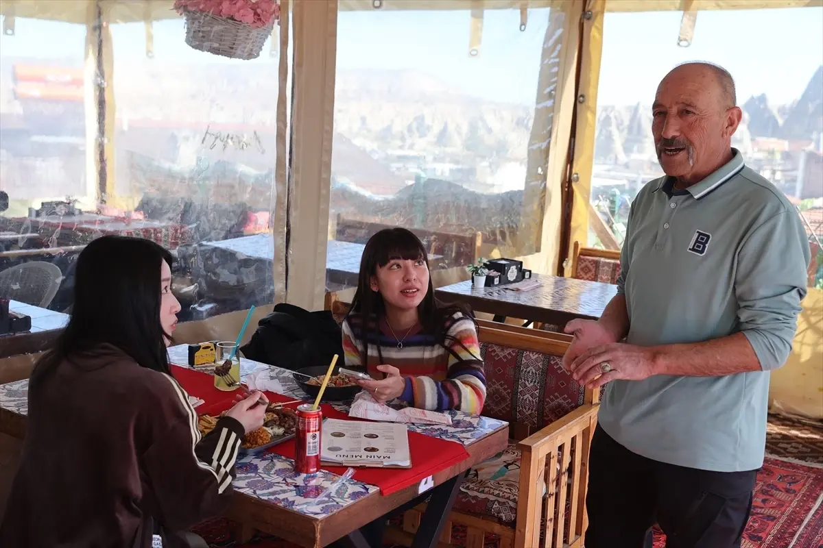 Kapadokya’da turistlerle 9 dilde sohbet eden Cemalettin Yavuz tecrübelerini paylaşmaya hazırlanıyor