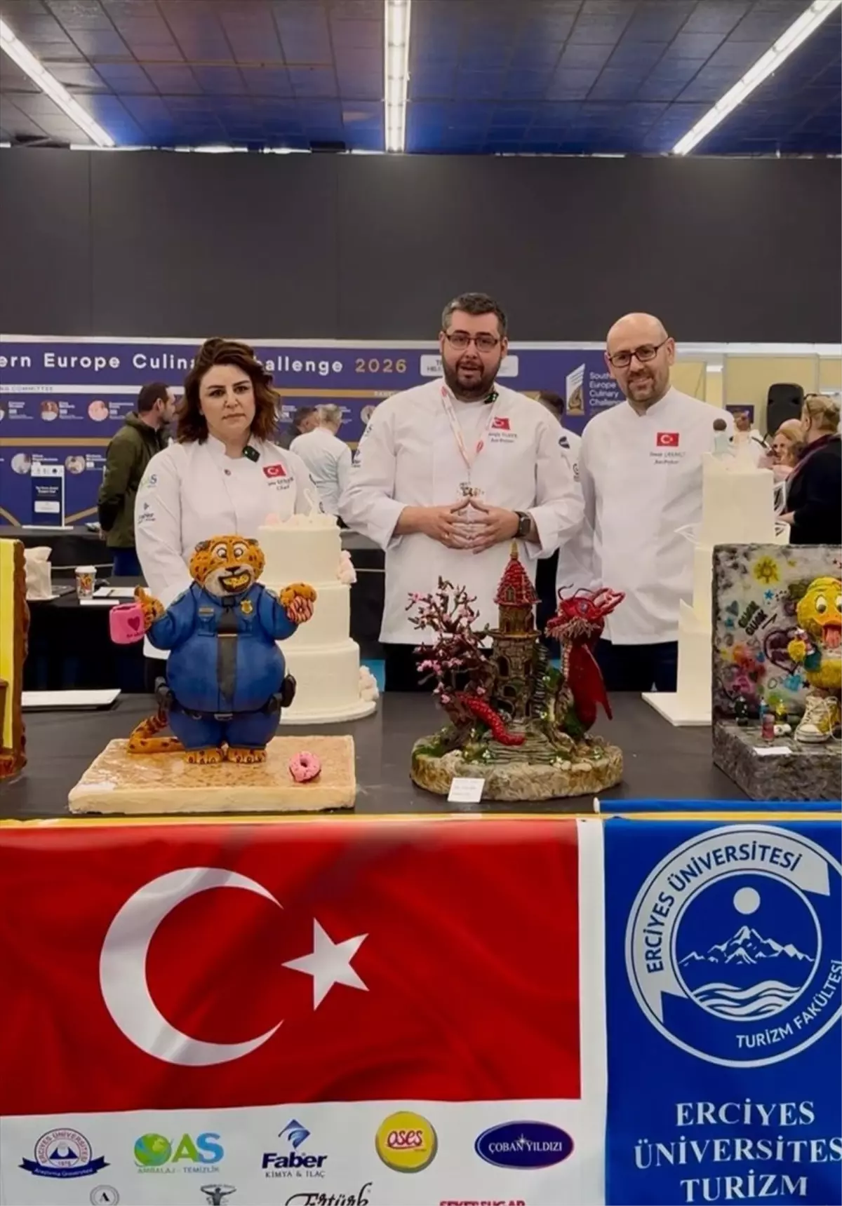 Kayseri’de pastane işletmecisi Yunanistan’daki aşçılık yarışmasında birinci oldu