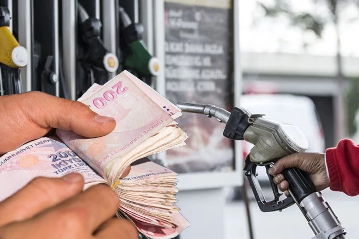 Pompa çıldırdı! Akaryakıta 24 saat geçmeden yeni zam