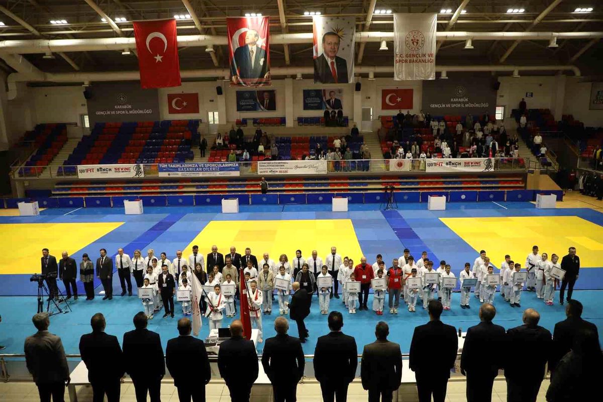 Karabük’te Ju Jitsu Şampiyonası başladı